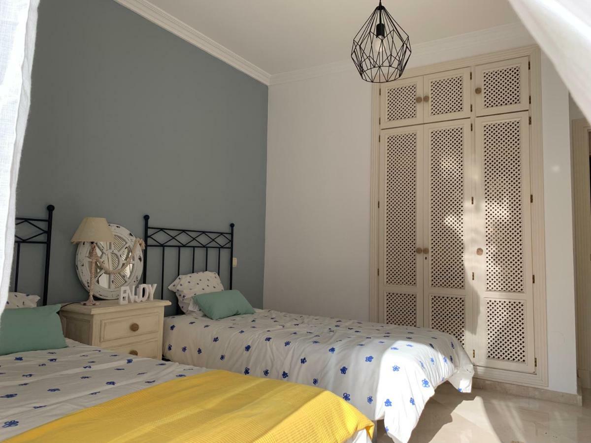 Beachside Apartment In Marbella Eksteriør billede