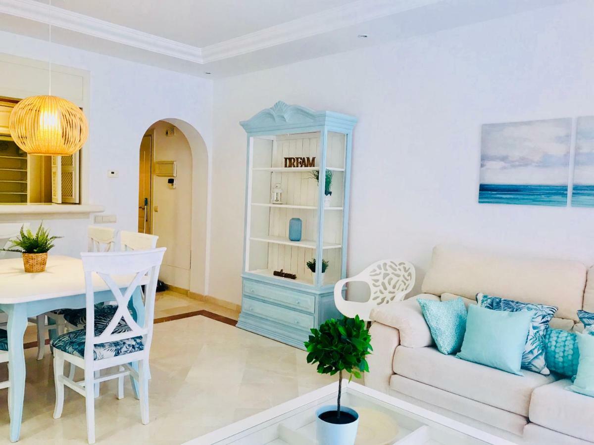 Beachside Apartment In Marbella Eksteriør billede