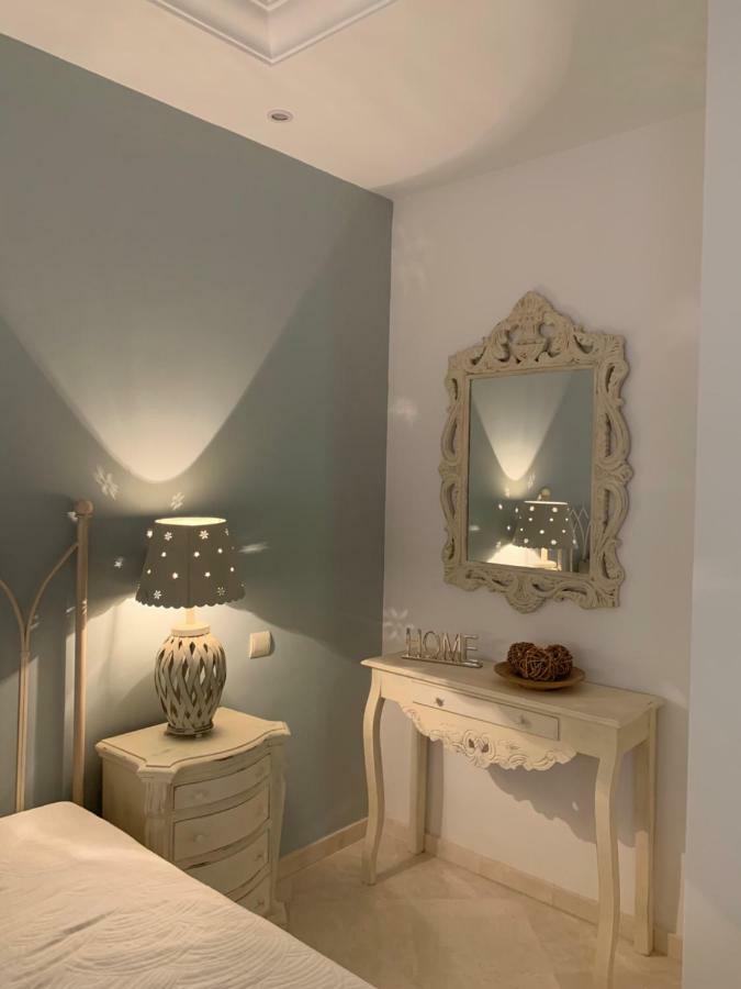 Beachside Apartment In Marbella Eksteriør billede